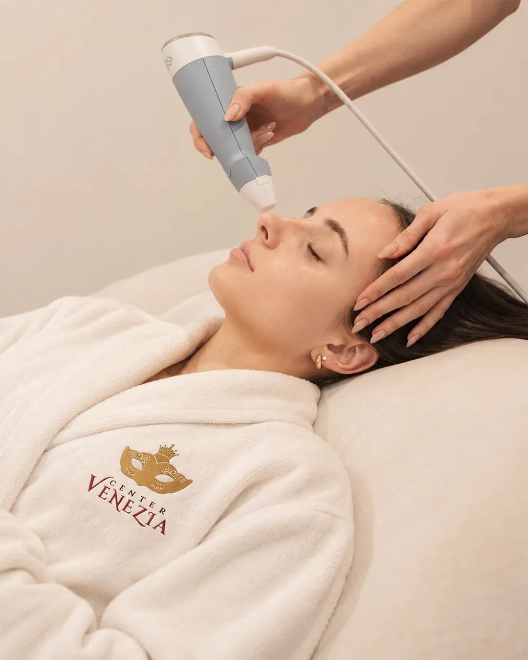 صورة جهاز EXION RF Microneedling
